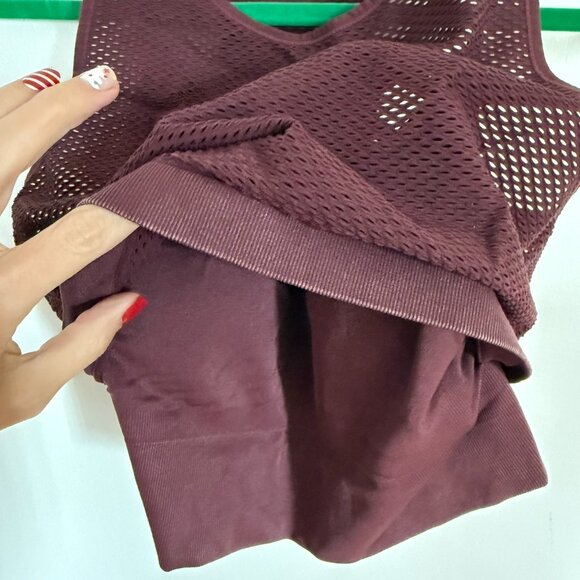 JoyLab Wine Cropped Athletic Top Extra-Large - Picture 2 of 3